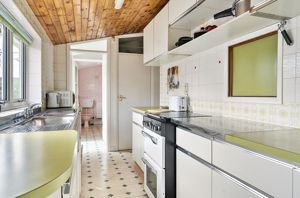 Photo 21- click for photo gallery